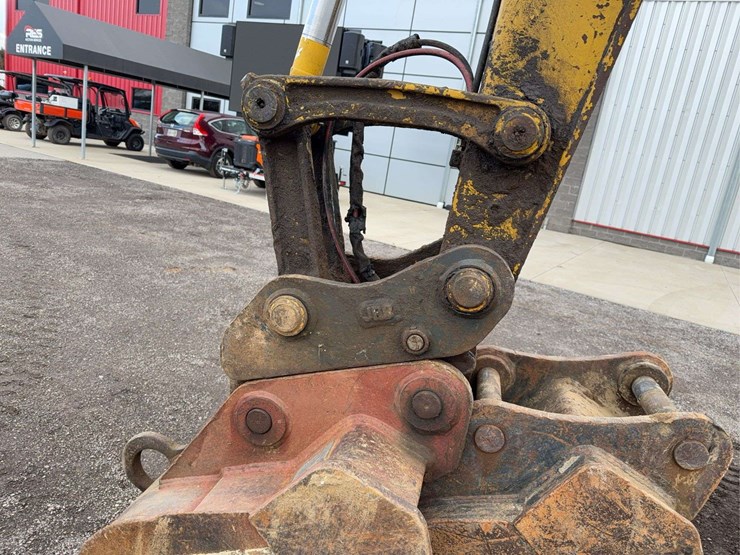 2012-komatsu-pc138-image-46