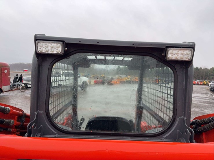 2015-kubota-svl75-2-image-44