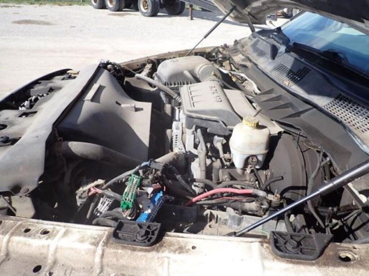 2013-dodge-ram-1500-image-13