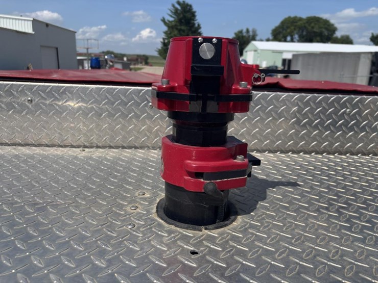 freightliner-fl80-image-31