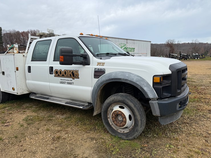 2009-ford-f550-image-4