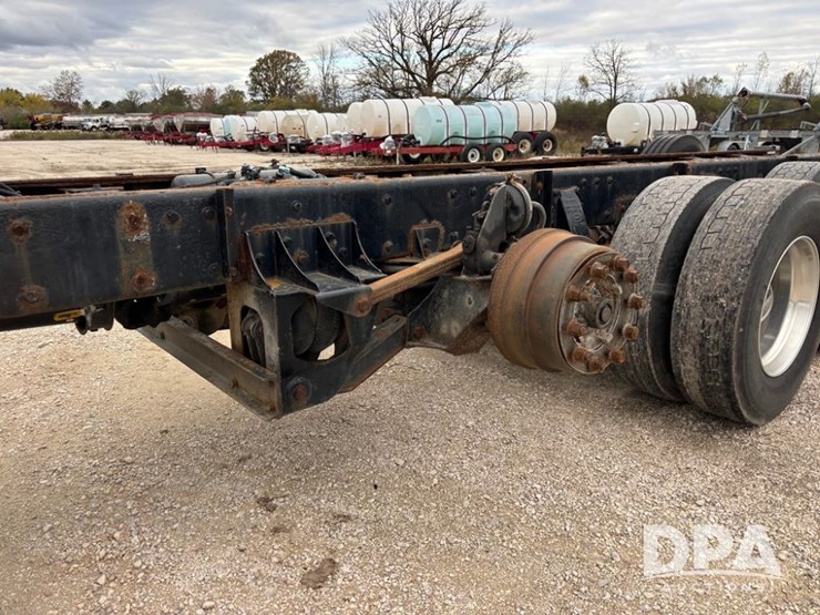 peterbilt-378-image-56