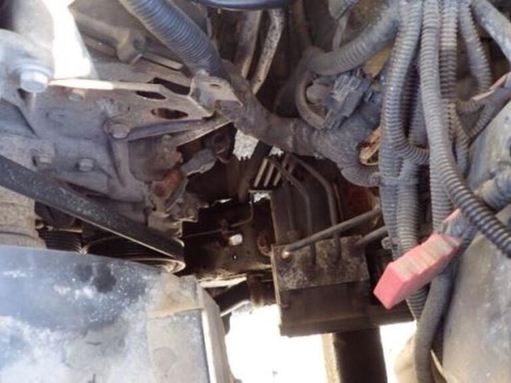 2016-dodge-1500-image-25