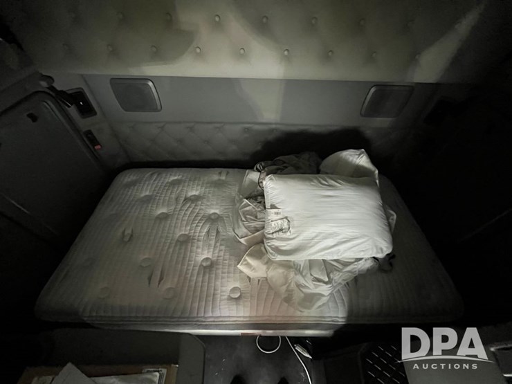 kenworth-t680-image-71