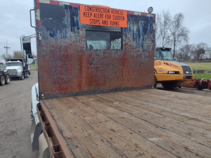 peterbilt-337-image-28