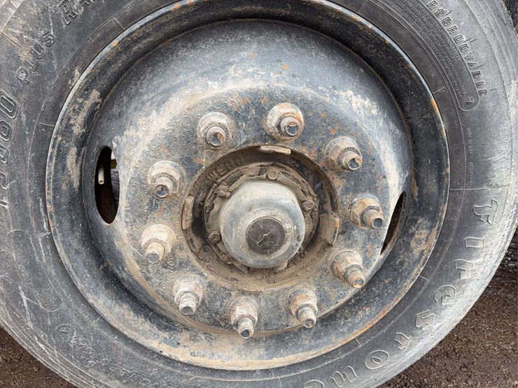 1996-international-5000-image-21