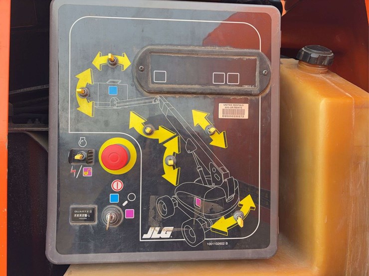 2013-jlg-660sj-image-28