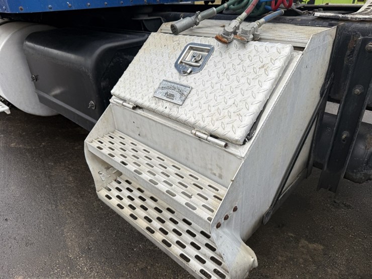 2003-kenworth-t800-image-62