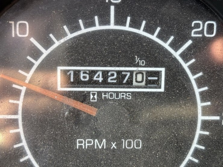 2001-kenworth-t300-image-38