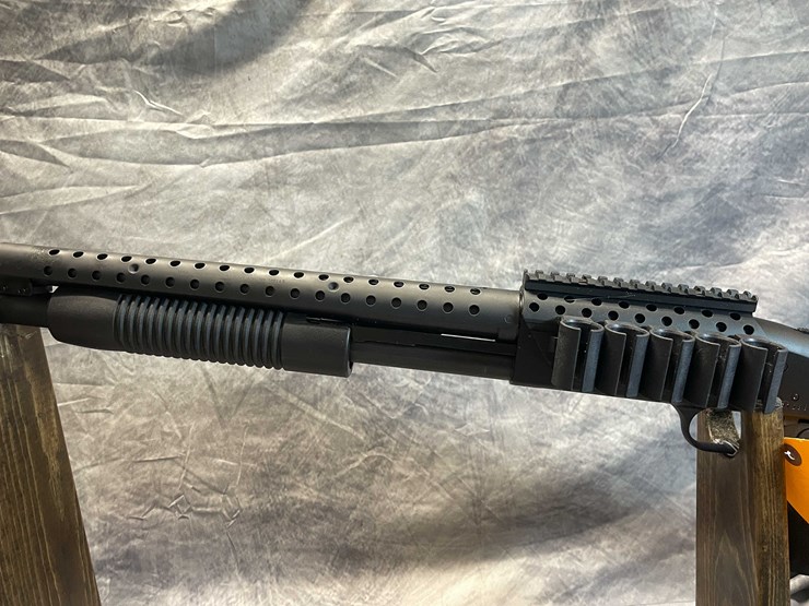 #2352-•-mosseberg-model-500-12-ga.-pump-action-shotgun,-sn:-v1072887-image-11