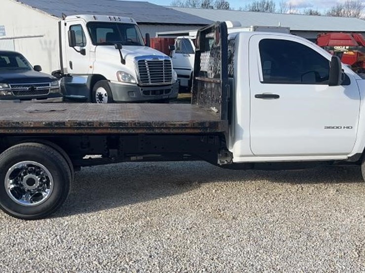 chevrolet-3500hd-image-4