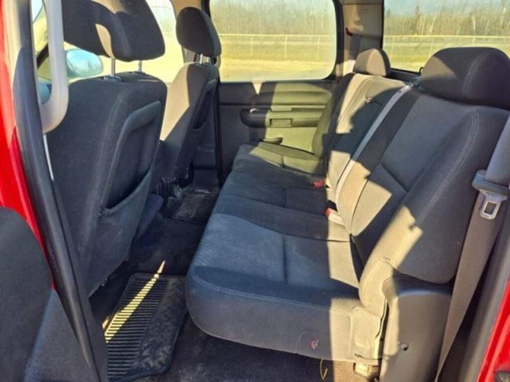 chevrolet-silverado-1500-image-25