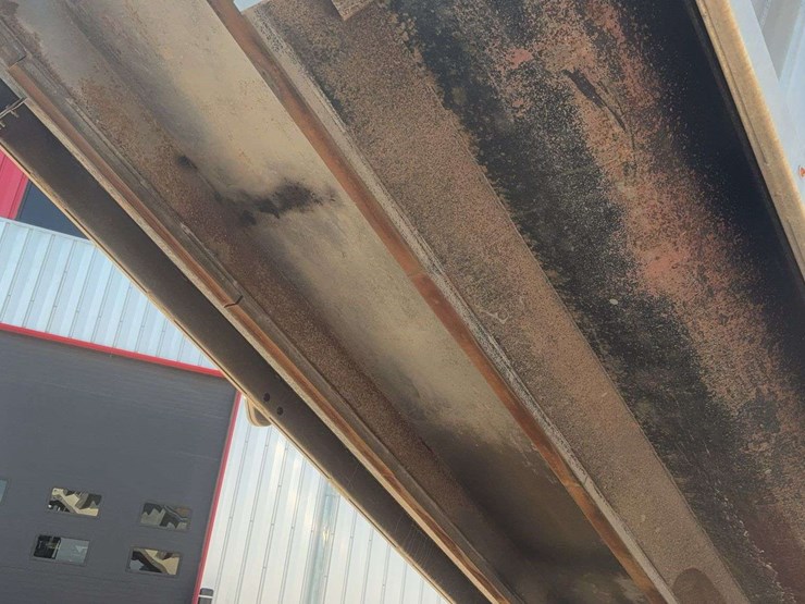 2010-international-lf517-lone-star-dump-truck-image-64