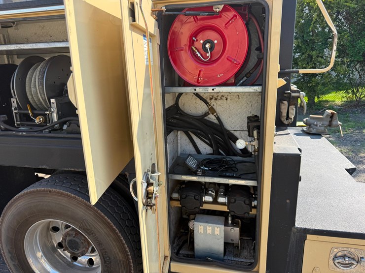 kenworth-t370-image-12