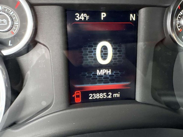 2024-ram-2500-big-horn-image-27