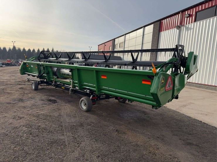 john-deere-630f-image-4