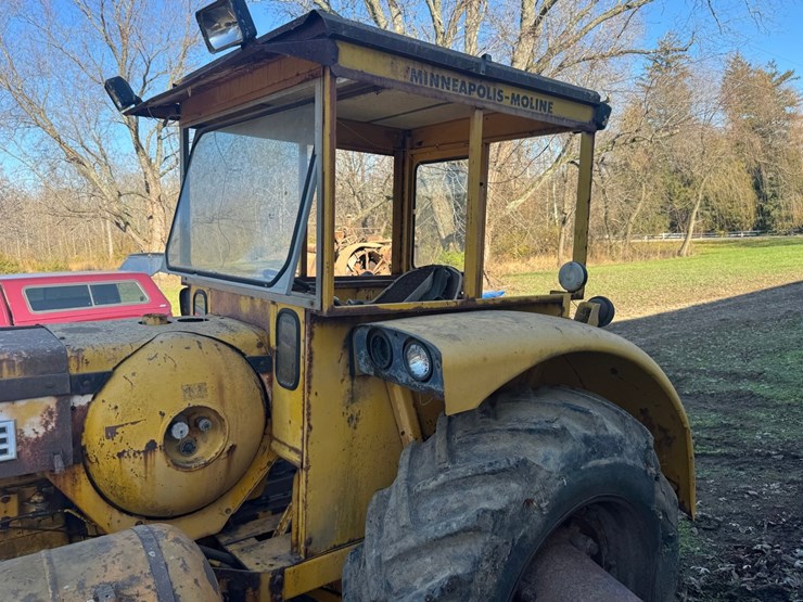 minneapolis-moline-g1000-image-9