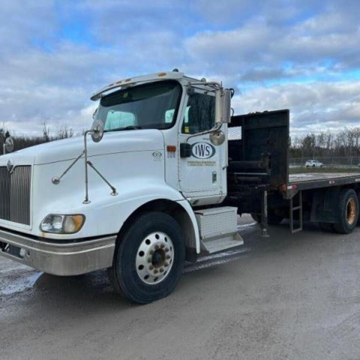 2002 INTERNATIONAL 9200i