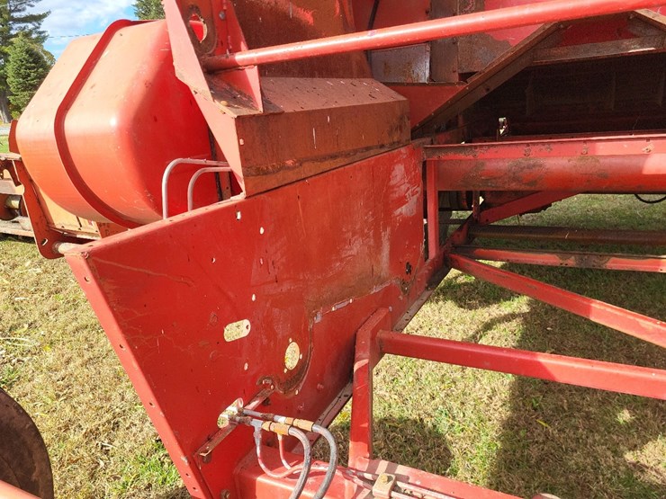 massey-ferguson-750-image-26