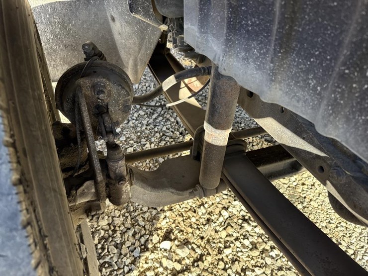 2005-international-durastar-4300-image-66