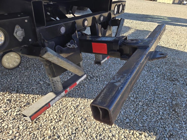 2022-international-mv607-image-26