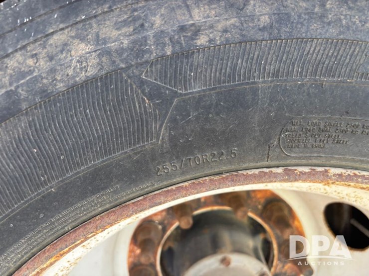 neville-tender-trailer-image-35