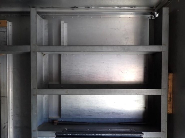 2015-freightliner-mt55-image-36