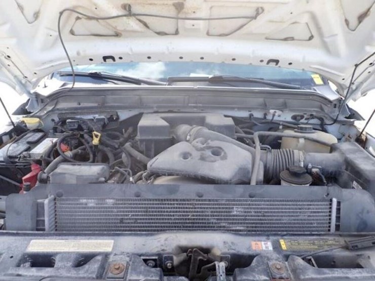 2012-ford-f250-xl-image-10