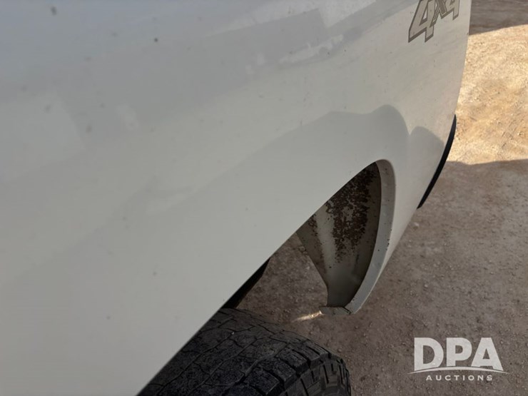 chevrolet-silverado-2500hd-image-27