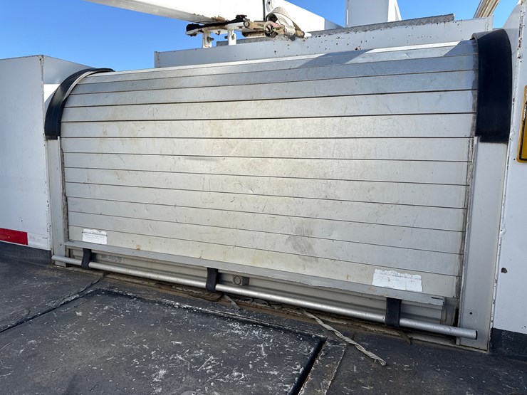 2012-ford-f550-image-26