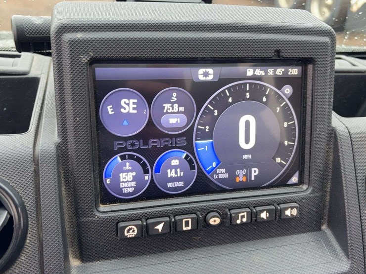 2020-polaris-ranger-xp-image-24