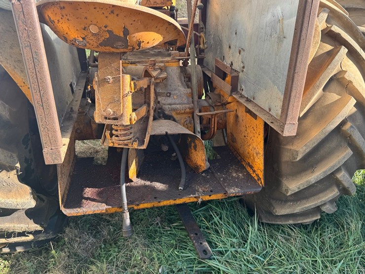 minneapolis-moline-ub-image-12