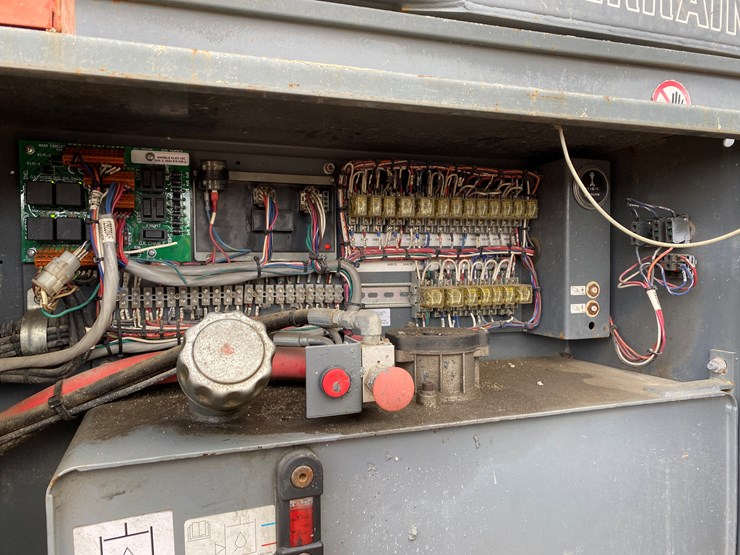 #474-•-2013-skyjack-sj9250-rough-terrain-4x4-diesel-scissor-lift-(mosinee,-wi)-image-14