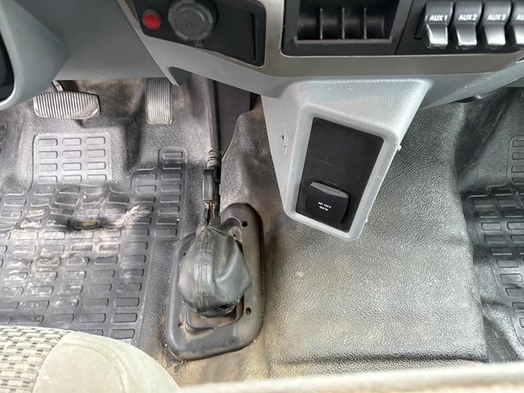 2007-ford-f650-image-34