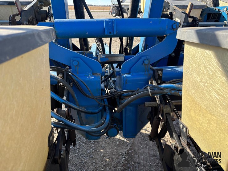 kinze-2200-image-17