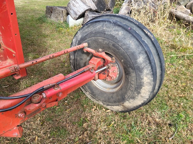 massey-ferguson-750-image-29