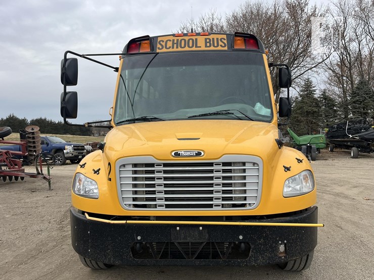 2014-thomas-saf-t-liner-c2-image-2