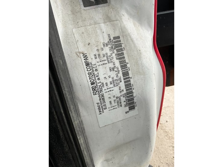 2015-ford-f650-image-21