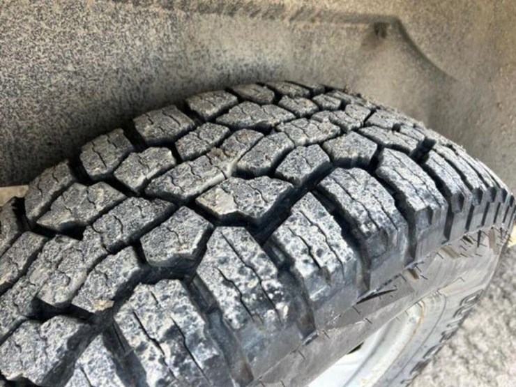 2016-dodge-1500-image-23