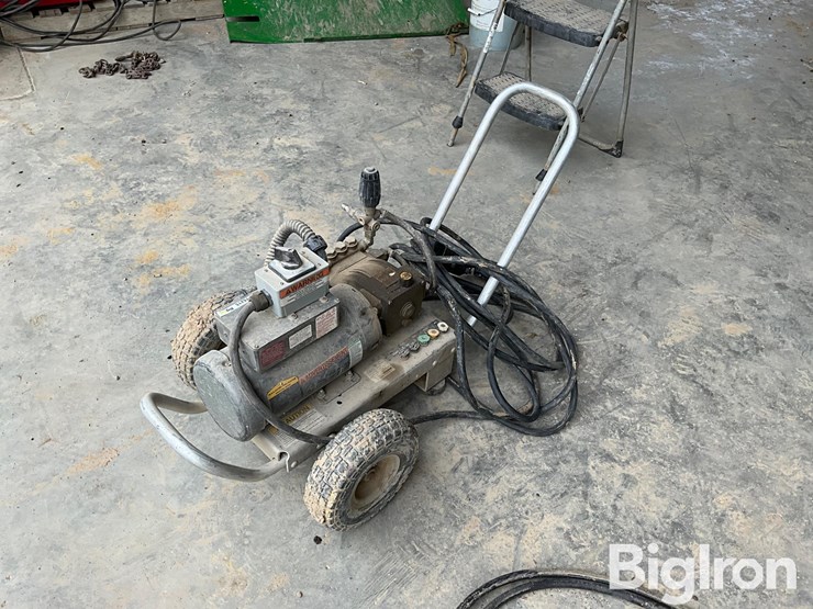 2023-landa-pressure-washer-image-1