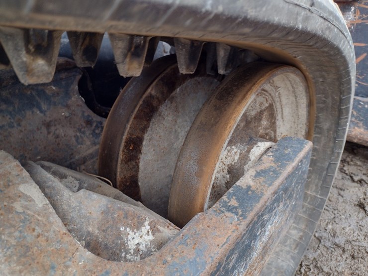 kubota-svl65-2-image-33