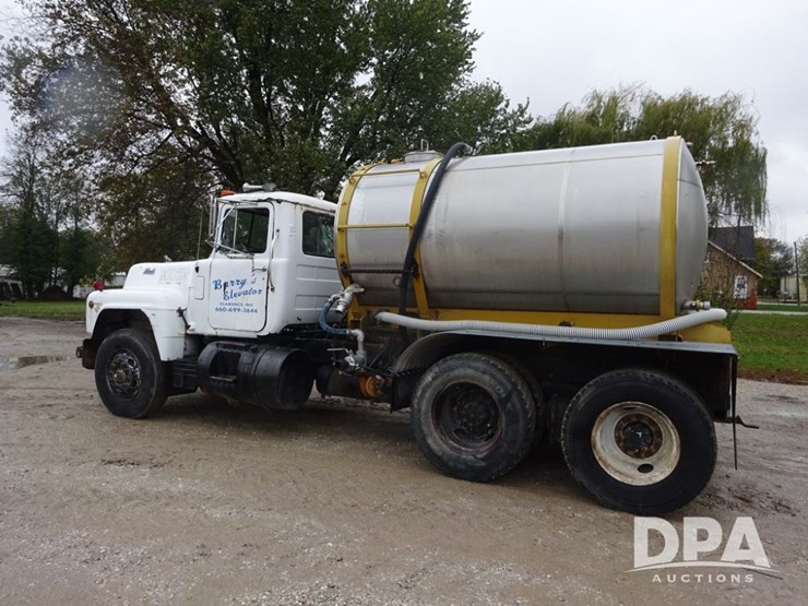 mack-r686st-image-34