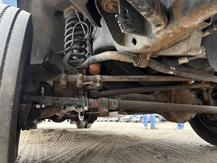 ford-f550-xlt-image-39