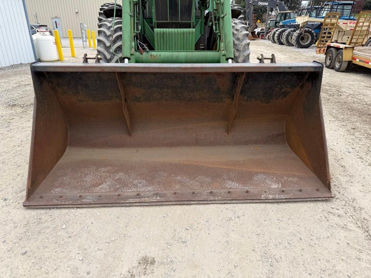 2000-john-deere-7810-image-9