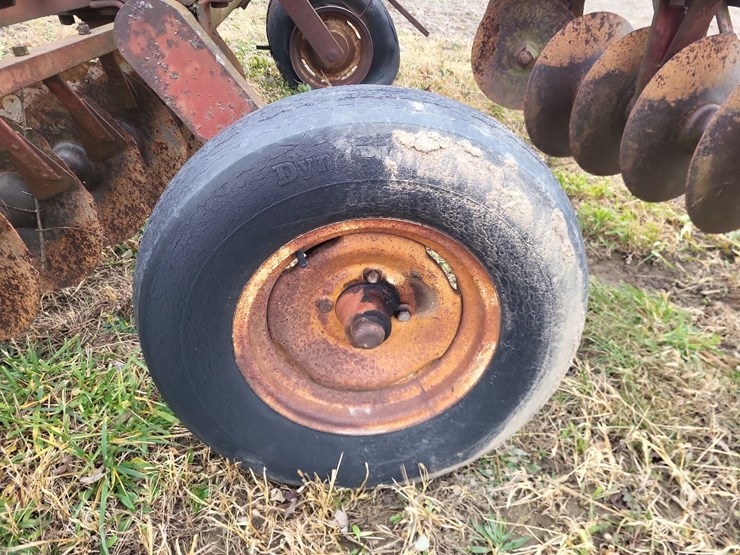 international-12-image-12