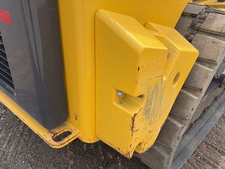 2022-new-holland-c362-image-22