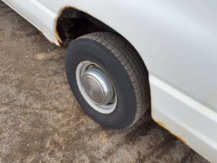 2005-ford-econovan-image-5