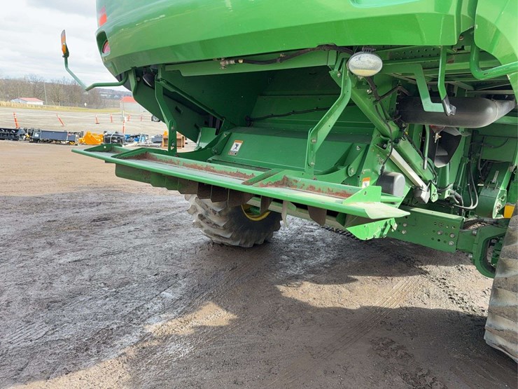 2013-john-deere-s670-image-13