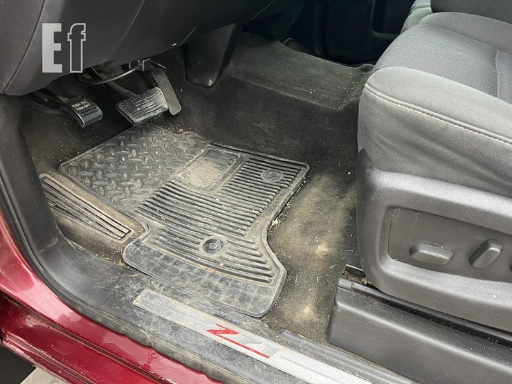 chevrolet-silverado-2500hd-lt-image-25