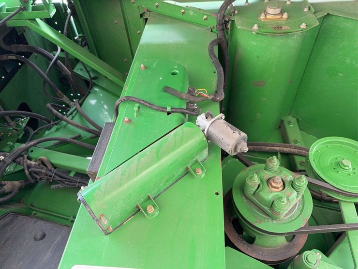 2013-john-deere-s670-image-69